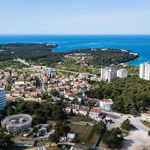 Morena Pula