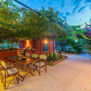 House Bougainvillea Ferienhaus