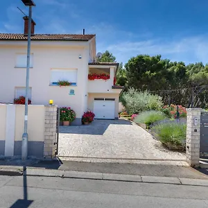 Apartman Hortensia, Pula