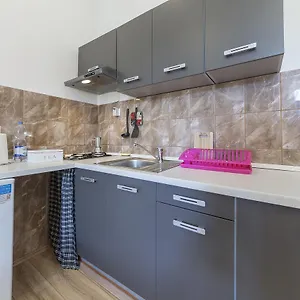 Apartman Zona, Pula