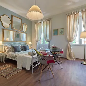 Appartement Old Romanitic 1 With Free Private Parking, Pula
