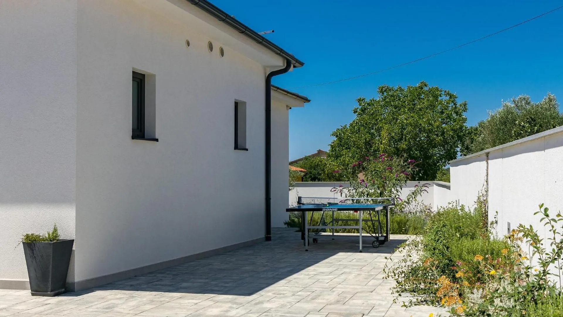 Villa Casa L Pula 0*,  Croatia